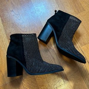Madden Girl flex rhinestone booties size 8